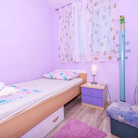 Tatinja Apartman *