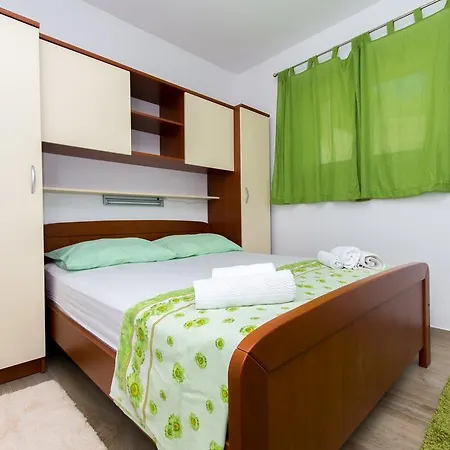 Apartman Tatinja