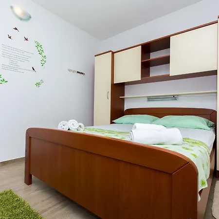 Apartman Tatinja *
