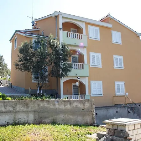 Tatinja Διαμέρισμα