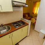 Tatinja Lägenhet Trogir