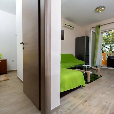 Tatinja Apartman *